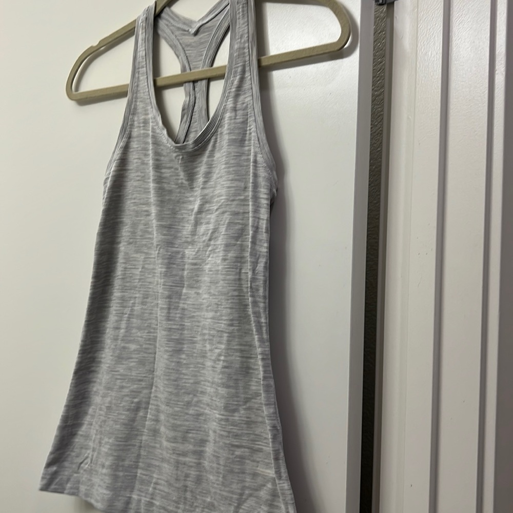Lululemon striped tank. Size 6